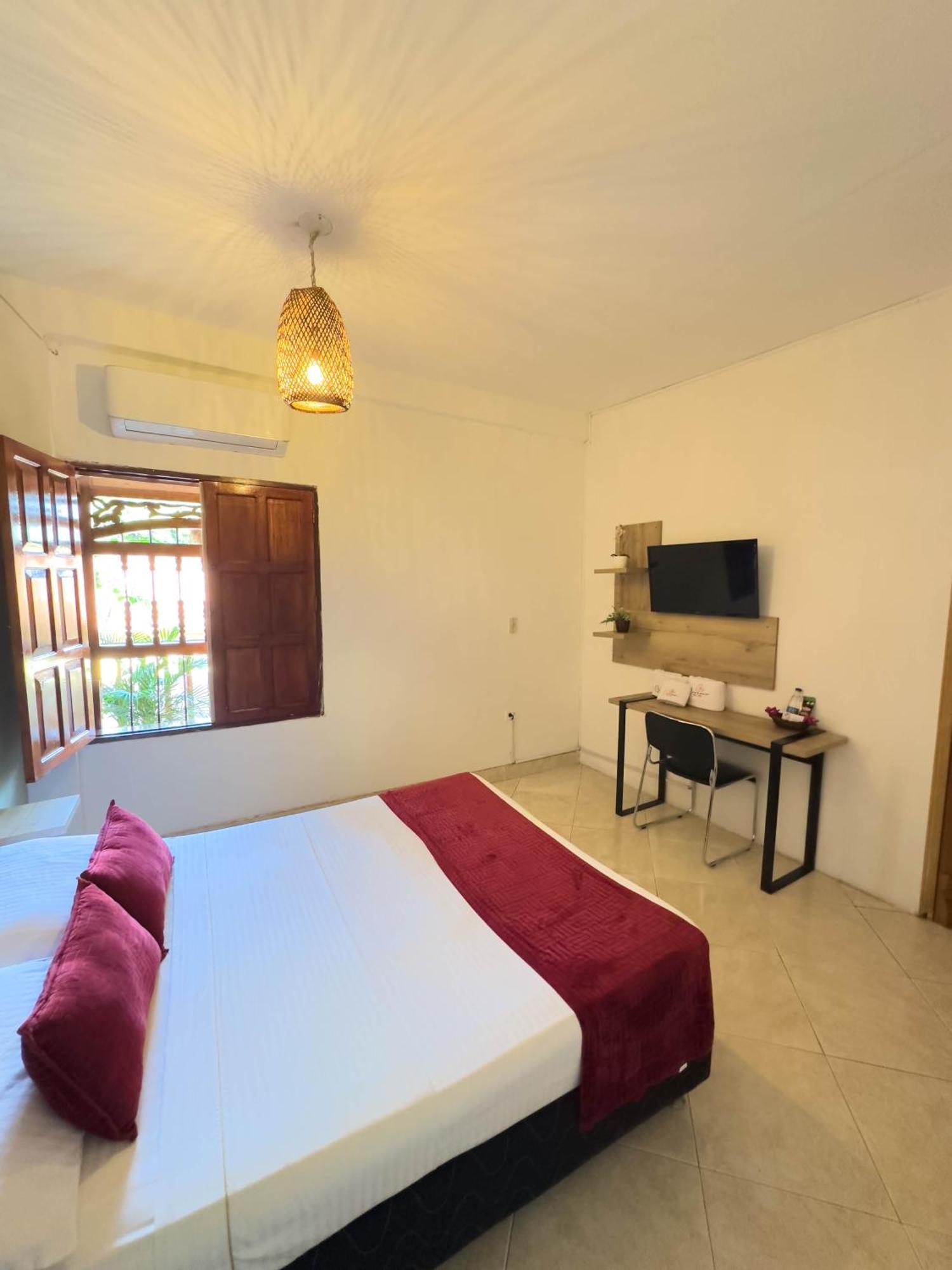 Curazao Hotel -Centro Historico- Santa Fe de Antioquia Εξωτερικό φωτογραφία